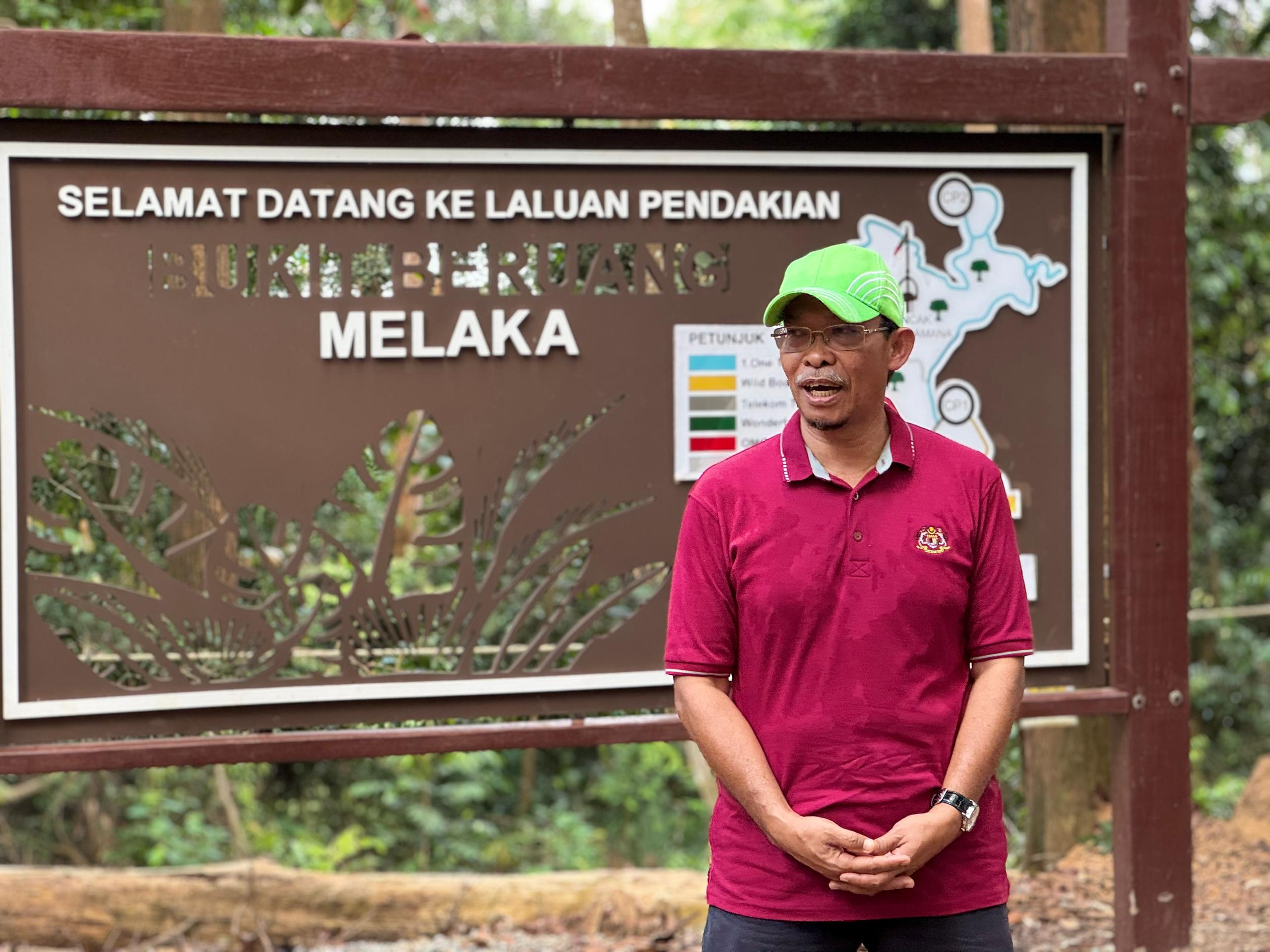 Gambar muka depan LeIKA - Negeri Melaka